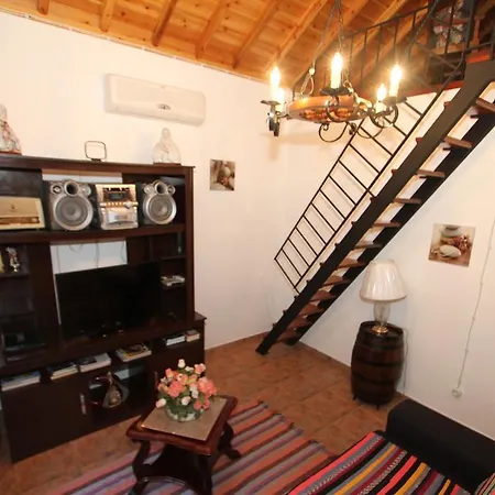 Semesterbostad Casa Rustica *